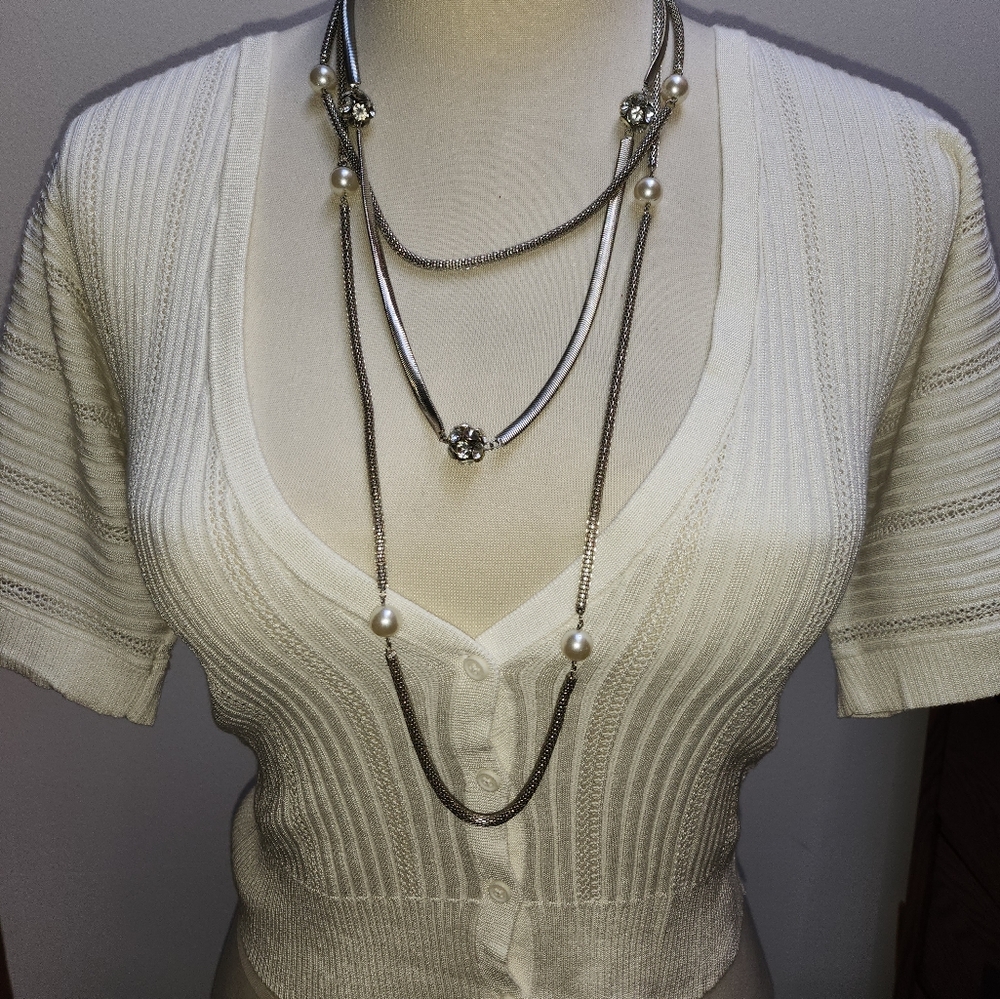 Worthington white Cardigan with Necklace